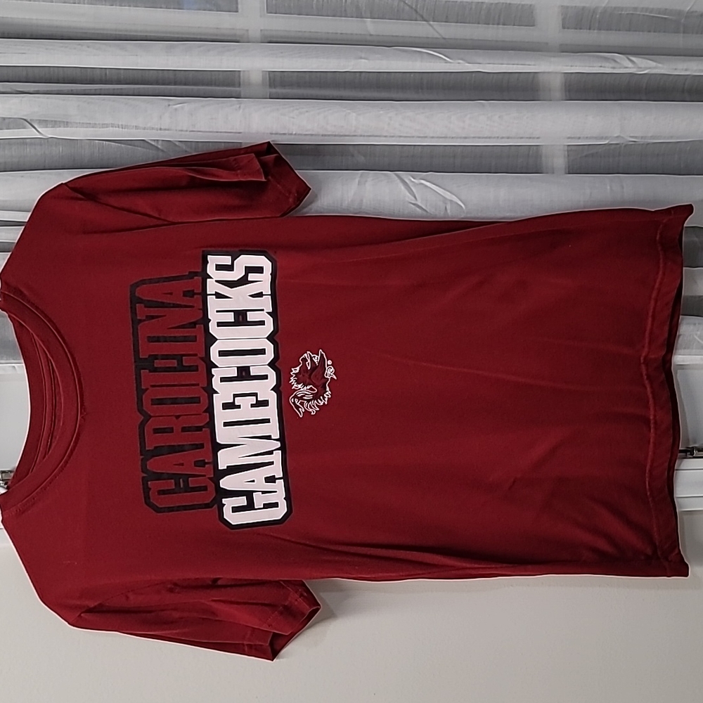 Catolina Gamecocks tshirt Small..